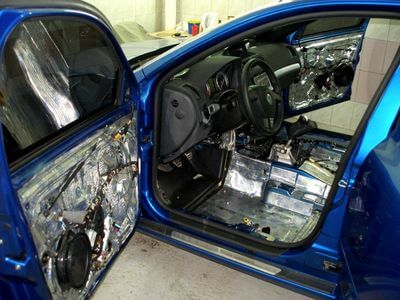 Как проводится шумоизоляция автомобиля?